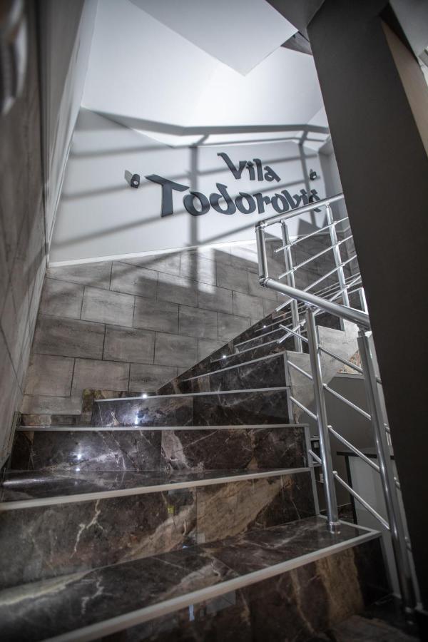 Vila Todorovic Bela Crkva  Exteriör bild