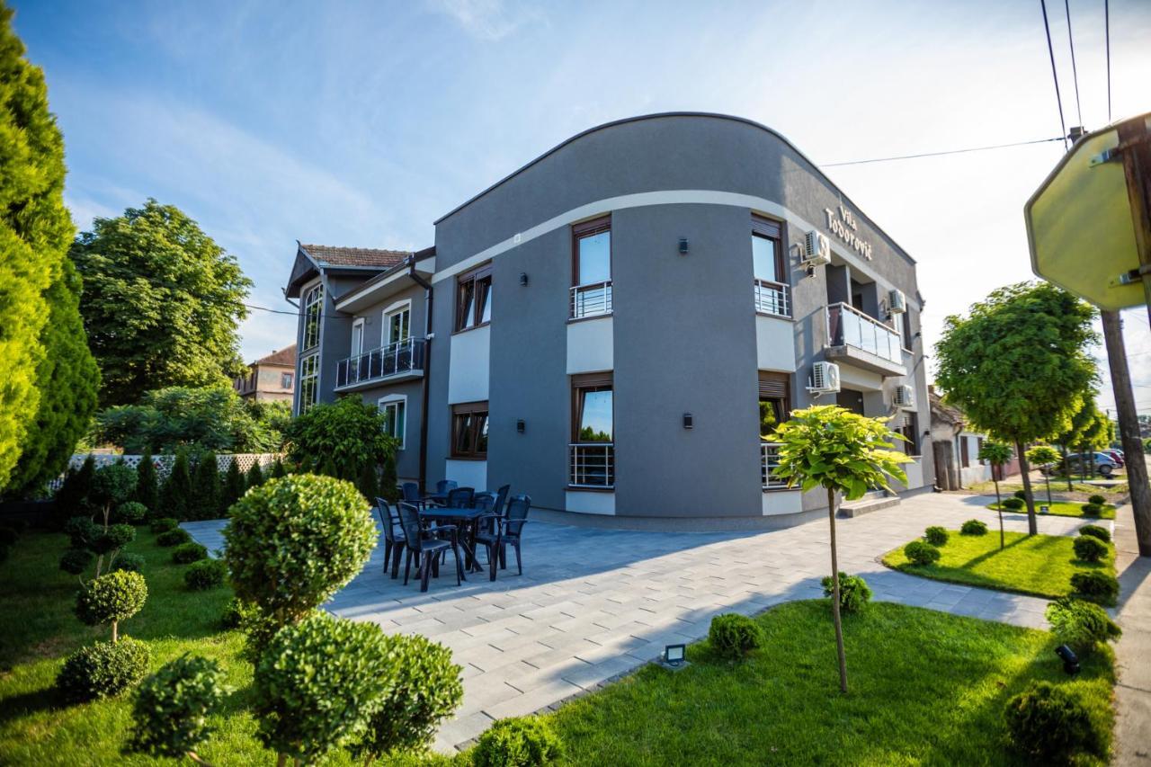 Vila Todorovic Bela Crkva  Exteriör bild